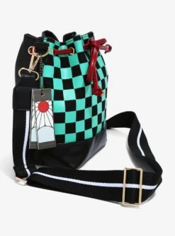 Demon Slayer: Kimetsu No Yaiba Tanjiro Crossbody Bucket Bag - BoxLunch Exclusive -Boxlunch 14980290 av1