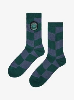 Harry Potter Slytherin Crest Wavy Checkered Crew Socks - BoxLunch Exclusive -Boxlunch 19465590 av3