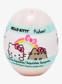 Sanrio Hello Kitty X Pusheen Water-Filled Figure Mystery Capsule -Boxlunch 20017185 av1
